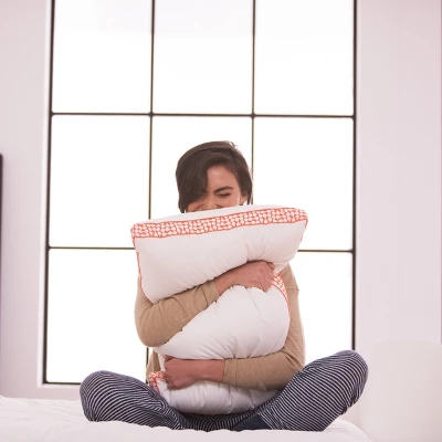 3-in-1 Adjustable Down Alternative Pillow By DOWNLITE 3 3-in-1 Adjustable Down Alternative Pillow By DOWNLITE - Image 3