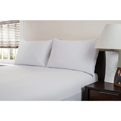 Guardmax Waterproof And Stain Resistant Pillow Protector With Zipper – (8 Pack) 4 Guardmax Waterproof And Stain Resistant Pillow Protector With Zipper – (8 Pack) - Image 4