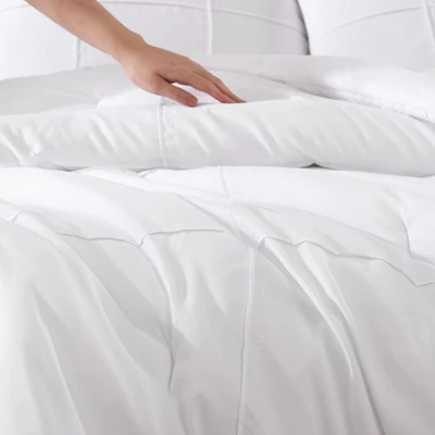 City Scene Solid Microfiber White Full Queen Duvet Cover Bonus Set 4 City Scene Solid Microfiber White Full Queen Duvet Cover Bonus Set - Image 4